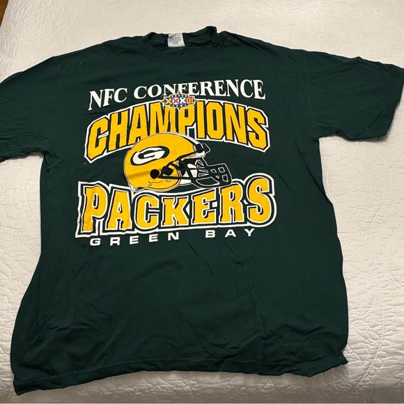 True Fan Other - Green Bay Packers NFC Champions Green T-Shirt - 1997-98 Season